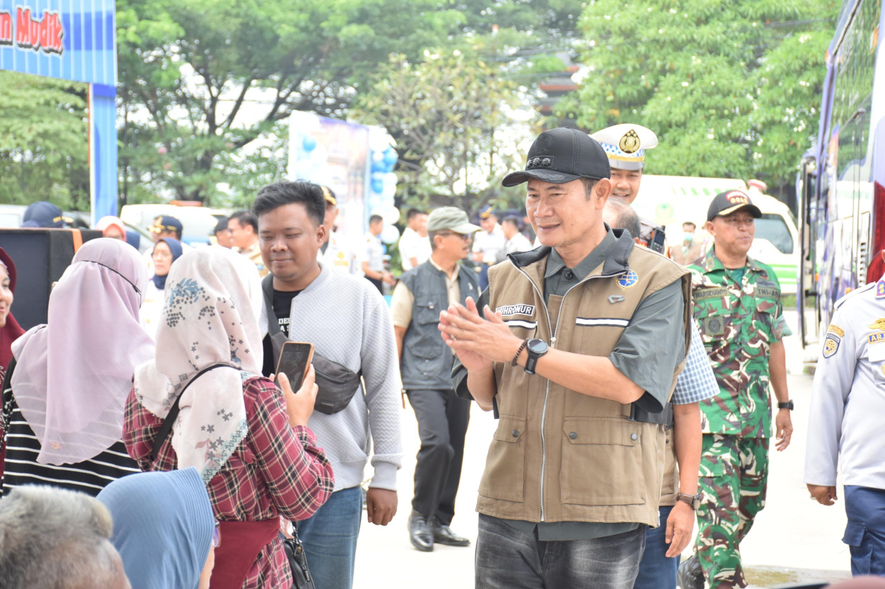 Fasilitasi Perantau Balik ke Jakarta, Bupati Yes Berangkatkan 146 Peserta Balik Gratis dari Stadion Surajaya