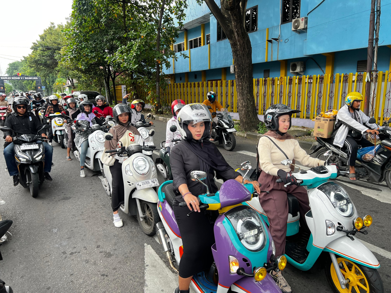 Jago #Cari_Aman Saat Puasa, Wanita Tetap Happy Berkendara dengan Aman dan Nyaman