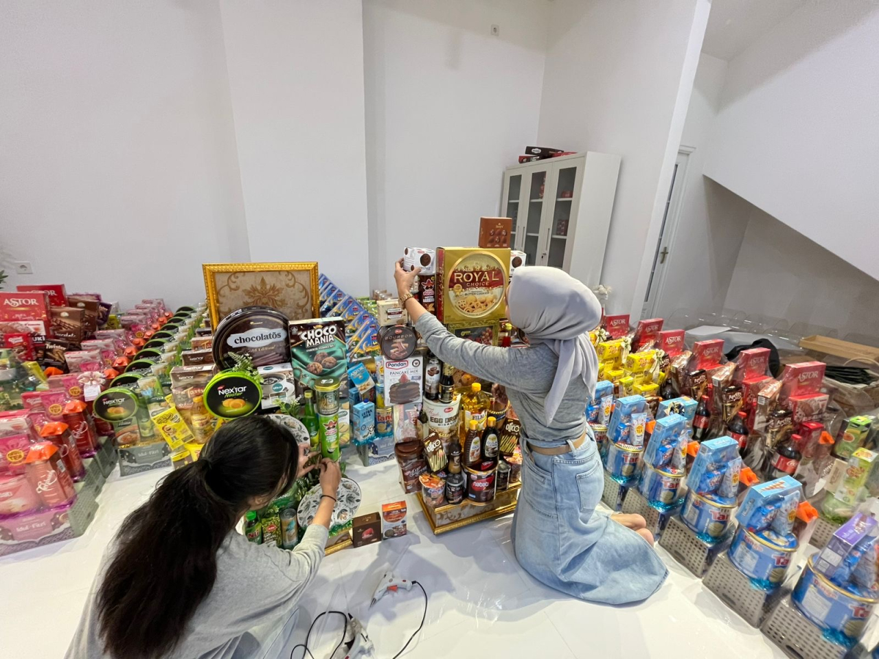 Jelang Lebaran, Usaha Hampers di Bojonegoro Raup Omzet Rp30 Juta dari Ratusan Pesanan