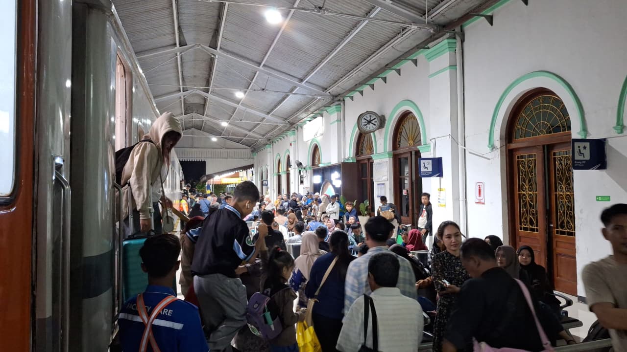 Arus Balik Memuncak, Penumpang Kereta di Daop 9 Jember Tembus 13 Ribu Orang Sehari