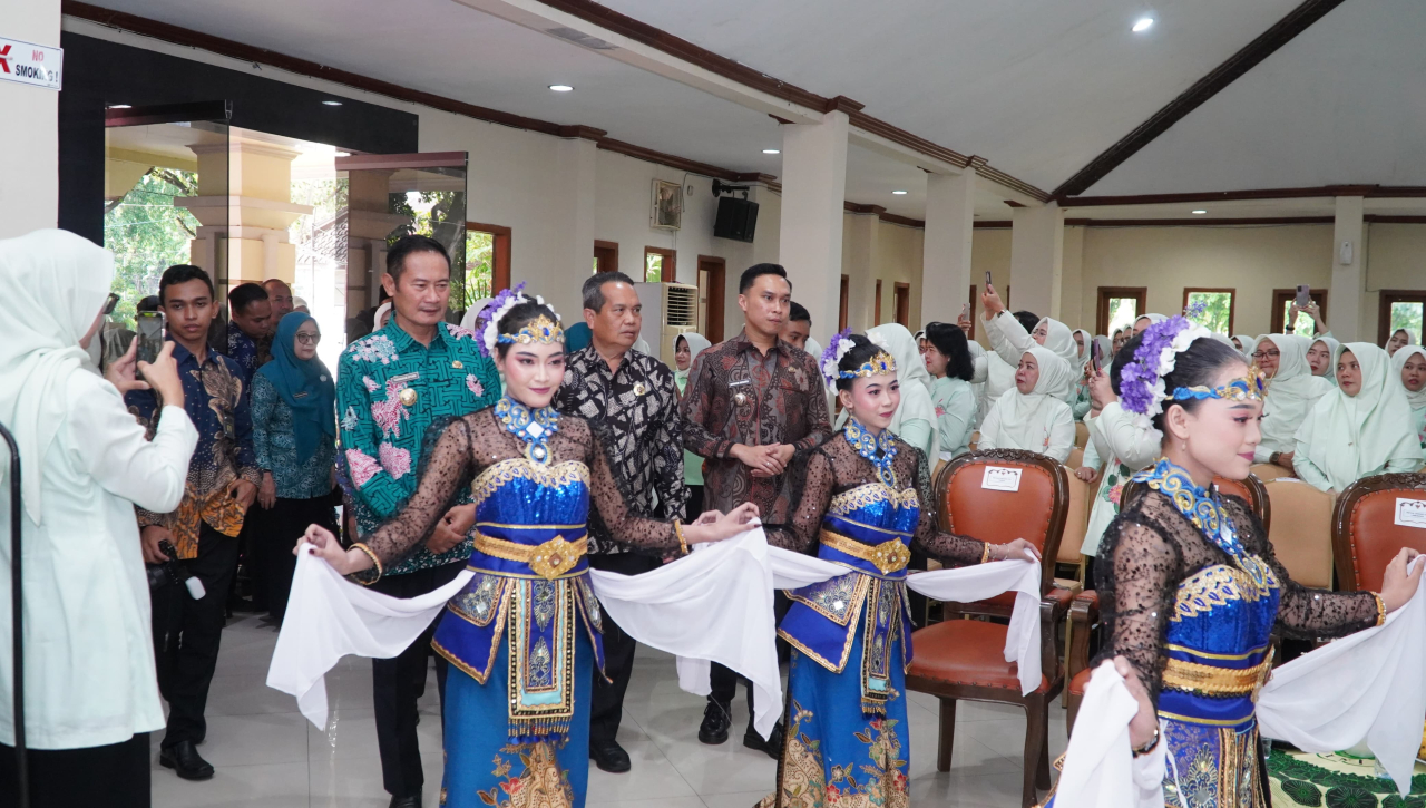 Gelar Pertemuan Daerah di Lamongan, Dharmayukti Karini Jatim Rayakan Halal Bihalal dan Hari Kartini