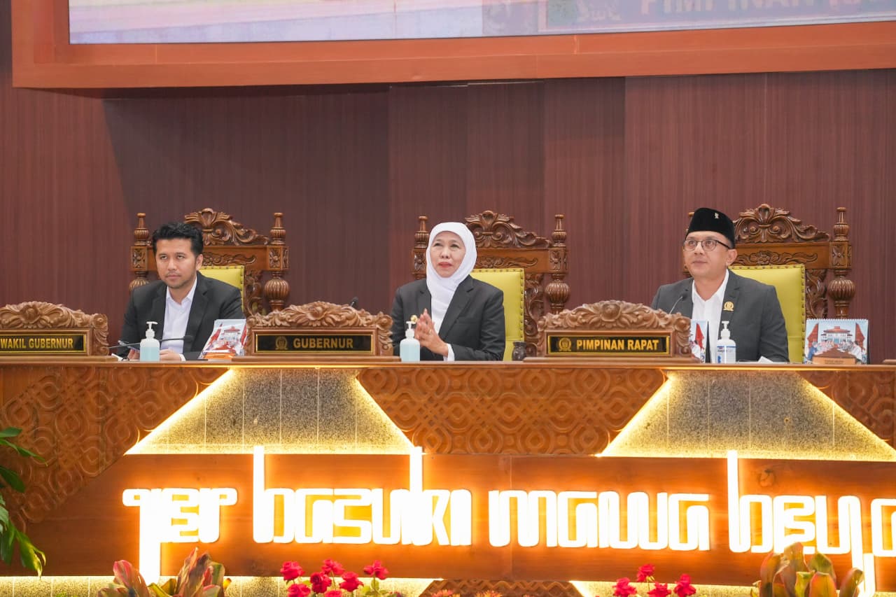 LKPJ 2025 Dinyatakan Layak, Khofifah Tegaskan Komitmen Perkuat Transparansi dan Akuntabilitas Pemprov Jatim