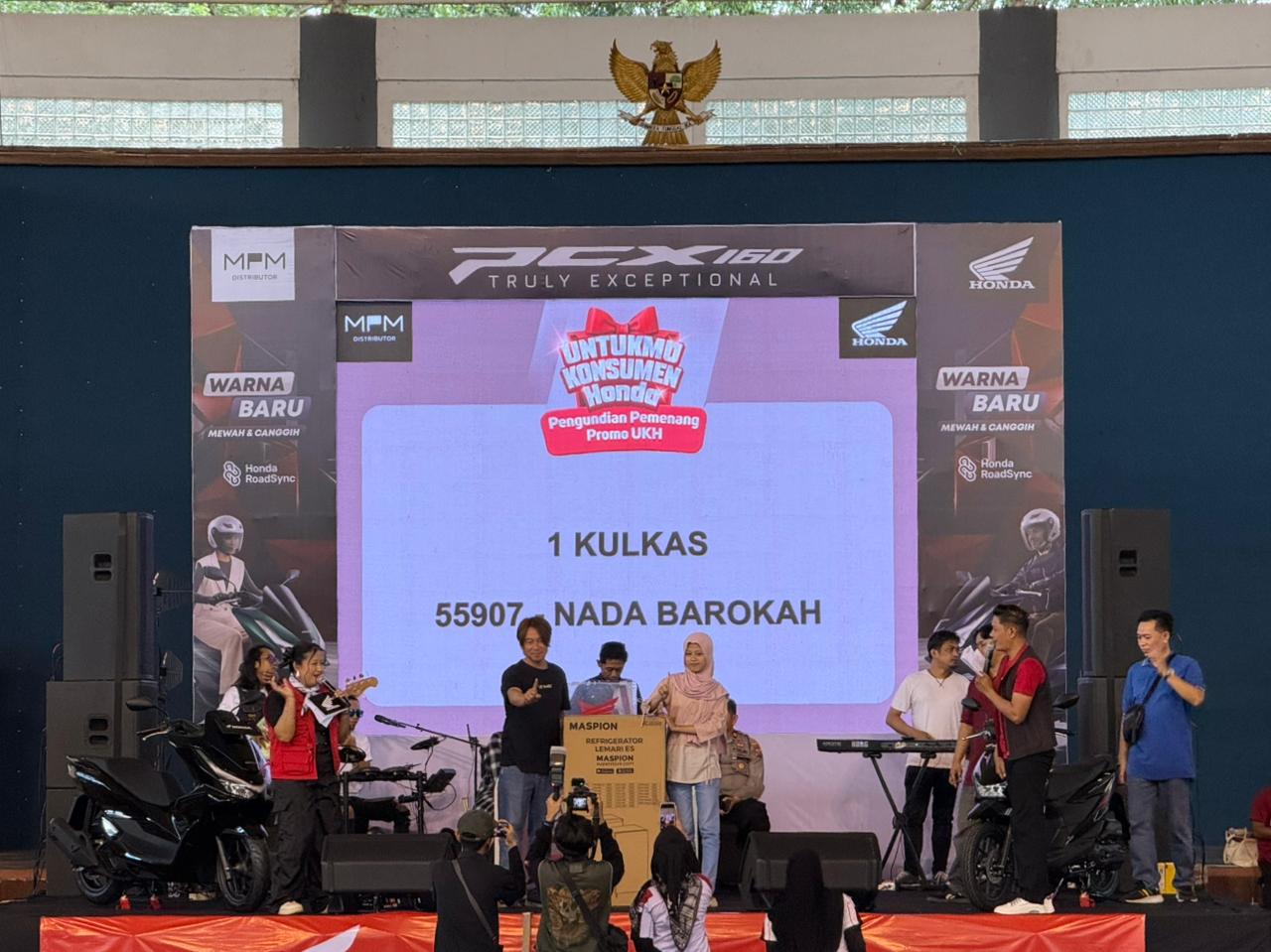 Program UKH Honda di Magetan Tuntas, Konsumen Beruntung Bawa Pulang Honda BeAT