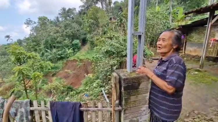 Enam Rumah Warga Banaran Ponorogo Terdampak Longsor