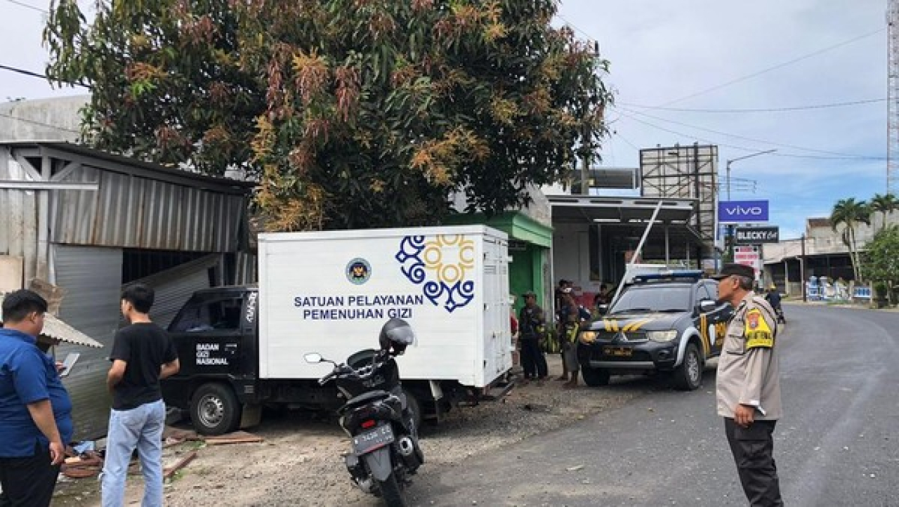 Usai Isi BBM, Mobil MBG ‘Nyelonong’ Masuk Permukiman