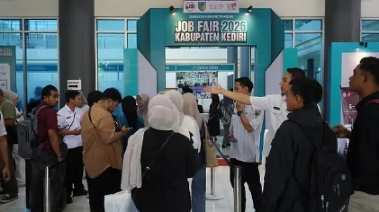 Tekan Angka Pengangguran, Pemkab Kediri Gelar Job Fair di SLG