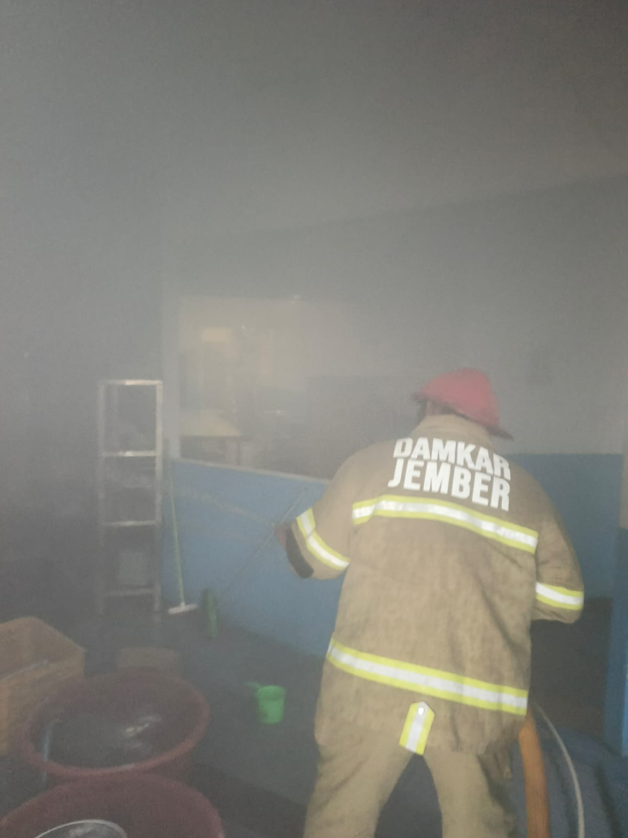 Dapur MBG di Jember Terbakar, Pipa Gas Bocor Jadi Pemicunya
